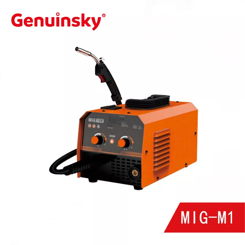 A MIG-M1 befordítja a hegesztőgépet